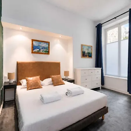Appartamento Chic - 2br-6p - Boulevard Saint-germain Parigi