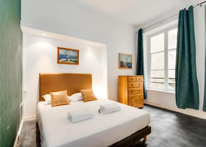 Chic - 2br-6p - Boulevard Saint-germain
